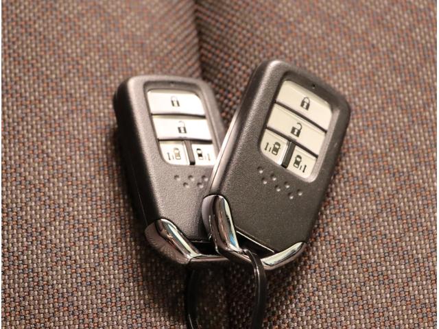 フリード Ｇ・ホンダセンシング　Ｆセグ　追突被害軽減ブレーキ　ｉストップ　Ｗエアバッグ　パワーウィンドウ　アクティブクルーズコントロール　スマートキ　カラーバックモニター　ＶＳＡ　エアコン　セキュリティアラーム（28枚目）