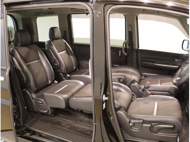 ステップワゴンスパーダ ｅ：ＨＥＶスパーダＧ・ＥＸホンダセンシング　エアバック　Ｐアシスト　地デジ　クルコン　サイドエアバッグ　シ－トヒ－タ－　衝突軽減システム　スマキー　ＬＥＤランプ　ドラレコ　ＵＳＢ接続　ＡＢＳ（48枚目）