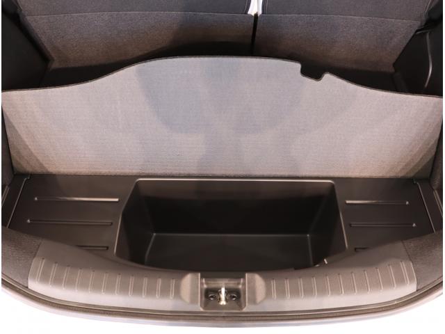 フィット ｅ：ＨＥＶホーム　前後誤発進抑制機能　クリソナ　助手席エアバッグ　運転席エアバッグ　シートヒーター　アイドリングストップ　ＬＥＤライト　ＵＳＢ接続　バックカメラ　ＡＢＳ　サイドエアバッグ　フルセグＴＶ（47枚目）