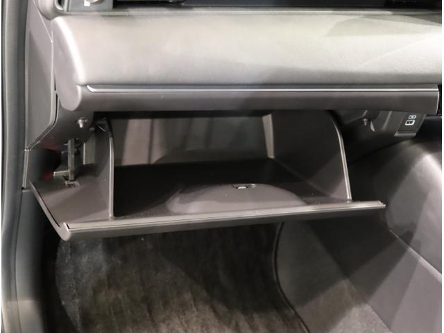 ヴェゼル ｅ：ＨＥＶＺ　衝突回避支援ブレーキ機能　パノラミックビューモニター　スマキ　Ｐトランク　フルオートエアコン　Ｄレコ　エアバッグ　両席エアバック　パワーウィンドウ　ＬＥＤランプ　ソナー　クルーズＣ（39枚目）