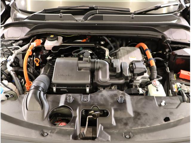 ヴェゼル ｅ：ＨＥＶＺ　衝突回避支援ブレーキ機能　パノラミックビューモニター　スマキ　Ｐトランク　フルオートエアコン　Ｄレコ　エアバッグ　両席エアバック　パワーウィンドウ　ＬＥＤランプ　ソナー　クルーズＣ（50枚目）