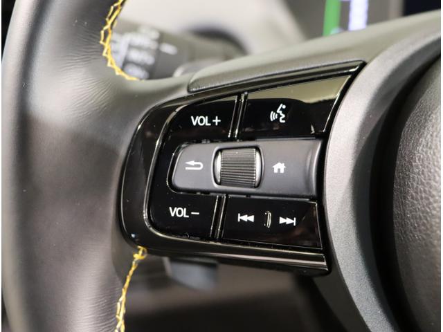 フィット ｅ：ＨＥＶＲＳ　エアバッグ　ナビ＆ＴＶ　パワーウィンドウ　助手席エアバッグ　Ｄレコ　フルセグテレビ　ＬＥＤヘッドランプ　セキュリティアラーム　フルオートエアコン　ＥＴＣ装備　スマートキ　ＵＳＢ（30枚目）