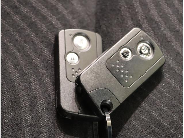 オデッセイ Ｍエアロパッケージ　キーフリー　ＥＴＣ車載器　地デジフルセグ　横滑り防止装置　スマ－トキ－　パワーウィンドウ　フルオートエアコン　ＤＶＤ　３列シート　ＨＤＤナビ　エアバック　パワーステアリング　ＡＢＳ（22枚目）