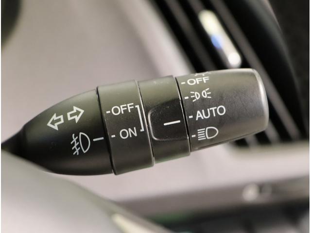 オデッセイ Ｍエアロパッケージ　キーフリー　ＥＴＣ車載器　地デジフルセグ　横滑り防止装置　スマ－トキ－　パワーウィンドウ　フルオートエアコン　ＤＶＤ　３列シート　ＨＤＤナビ　エアバック　パワーステアリング　ＡＢＳ（25枚目）