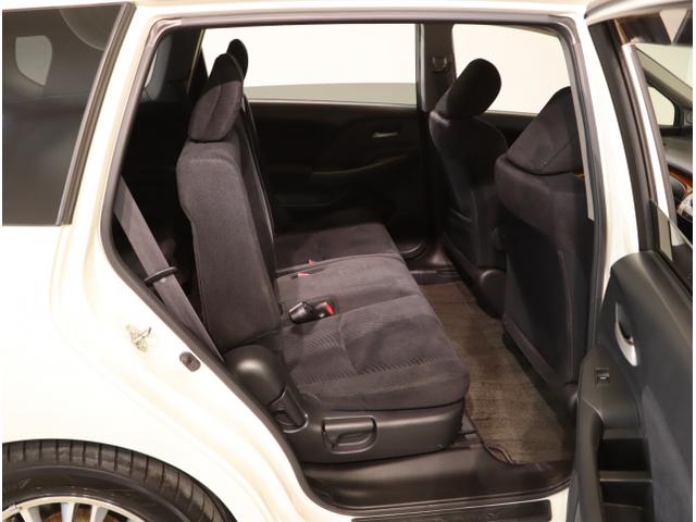 オデッセイ Ｍエアロパッケージ　キーフリー　ＥＴＣ車載器　地デジフルセグ　横滑り防止装置　スマ－トキ－　パワーウィンドウ　フルオートエアコン　ＤＶＤ　３列シート　ＨＤＤナビ　エアバック　パワーステアリング　ＡＢＳ（33枚目）