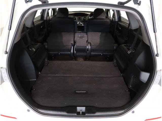 オデッセイ Ｍエアロパッケージ　キーフリー　ＥＴＣ車載器　地デジフルセグ　横滑り防止装置　スマ－トキ－　パワーウィンドウ　フルオートエアコン　ＤＶＤ　３列シート　ＨＤＤナビ　エアバック　パワーステアリング　ＡＢＳ（39枚目）