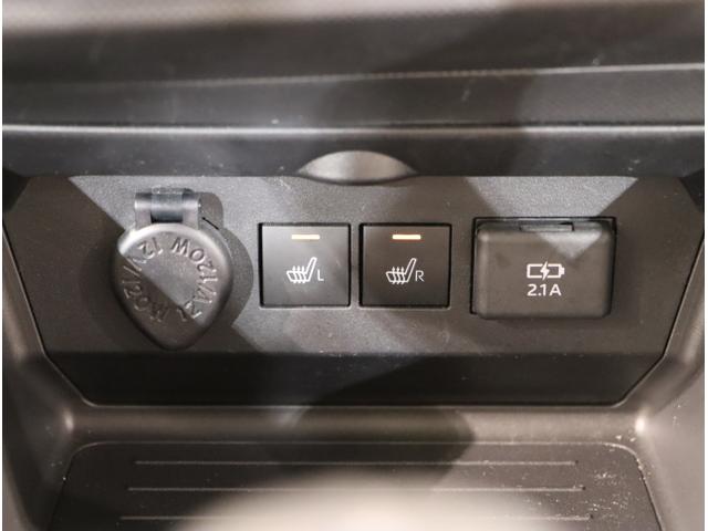 ライズ Ｚ　コーナーセンサ　誤発進抑制機能　エアコン　シートヒータ　スマートキー＆プッシュスタート　地デジＴＶ　ＶＳＡ　盗難防止装置　アイドリングストップ機能　クルコン　バックモニター　ナビ＆ＴＶ　キーレス（28枚目）