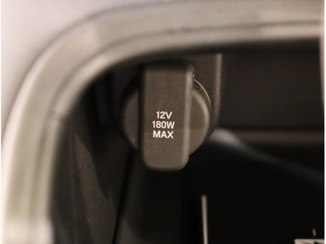 ヴェゼル ｅ：ＨＥＶＸ　前後障害物センサー　ＡＡＣ　イモビライザー　スマ－トキ－　誤発進抑制　ＰＷ　リアカメラ　クルコン　ＥＳＣ　ＥＴＣ装備　キーフリー　ＬＥＤヘッドランプ　ナビＴＶ　サイドカーテンエアバック（36枚目）