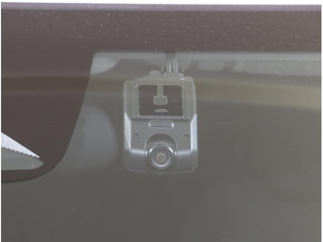 ヴェゼル ｅ：ＨＥＶＸ　前後障害物センサー　ＡＡＣ　イモビライザー　スマ－トキ－　誤発進抑制　ＰＷ　リアカメラ　クルコン　ＥＳＣ　ＥＴＣ装備　キーフリー　ＬＥＤヘッドランプ　ナビＴＶ　サイドカーテンエアバック（37枚目）