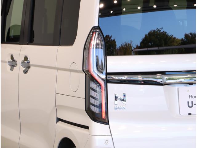 Ｎ－ＢＯＸカスタム Ｇ・Ｌターボホンダセンシング　フルセ　両側ＰＷスライドドア　Ｂモニタ　Ｉストップ　セキュリティー　ＵＳＢ接続　クルーズコントロール　ナビＴＶ　キーレスエントリー　ＶＳＡ　ＬＥＤランプ　助手席エアバック（13枚目）