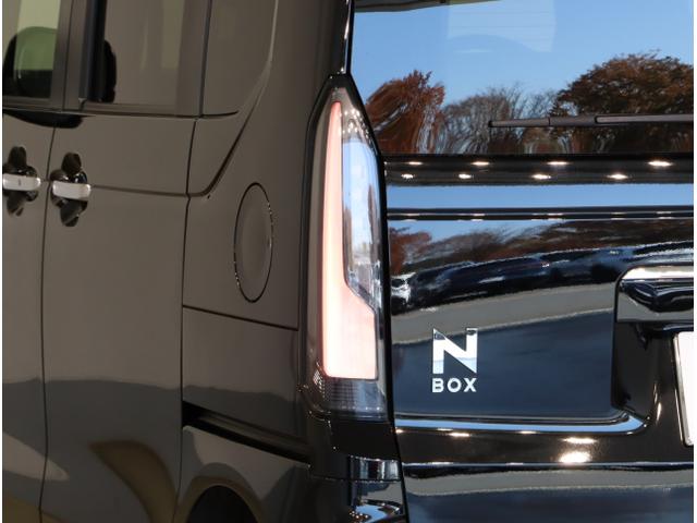 Ｎ－ＢＯＸカスタム ターボ　イモビライザー　衝突被害軽減　ベンチシート　キーフリー　Ｐセンサー　ＥＳＣ　パワステ　ＤＶＤ再生　両席エアバック　サイドエアバッグ　ターボ車　ＵＳＢ接続　Ａライト　スマキー　パワーウィンドウ（13枚目）