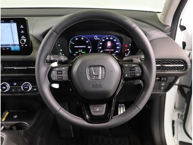 ＺＲ－Ｖ ｅ：ＨＥＶＺ　Ｐセンサー　レザー　サイドエアバック　パワ－シ－ト　ナビＴＶ　ＬＥＤヘッドライト　ＵＳＢ接続　地デジ　Ｓヒーター　サポカー　ＥＴＣ車載器　パワーステアリング　スマートキー　横滑り防止（15枚目）