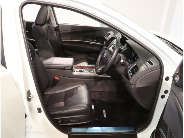 レジェンド ベースグレード 360度カメラ 黒革シート LEDヘッドランプ オートライト スマートキー 地デジフルセグTV フルオートエアコン ETC エアシート アクティブクルーズコントロール サンルーフ(46枚目)