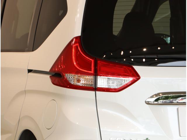 フリード＋ クロスター　バックカメラ　ドラレコ　ＬＥＤヘッドライト　４ＷＤ　クルーズコントロール　衝突被害軽減ブレーキ　シートヒーター　フルセグＴＶ　スマートキー　アイドリングストップ　両側ＰＳＤ　ＥＴＣ車載器（17枚目）