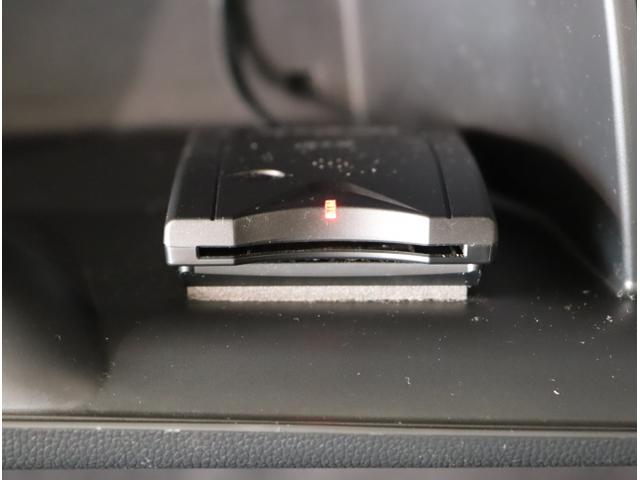 シャトル ハイブリッドＺ　衝突被害軽減ブレーキ　ＵＳＢ接続　クルーズＣ　ＶＳＡ　フルセグ地デジＴＶ　シートＨ　リアカメラ　キーフリ　ＬＥＤライト　アドバンストキー　イモビ　ＥＣＯＮ　ＥＴＣ付き　ナビＴＶ　ＤＶＤ（34枚目）
