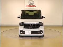 車名の由来：Ｎ−ＢＯＸの「Ｎ」は「Ｎｅｗ」「Ｎｉｐｐｏｎ」「Ｎｏｒｉｍｏｎｏ（乗り物）」「Ｎｅｘｔ」のそれぞれの頭文字も含め「これからの新しい日本の乗り物を創造する」という意味合いを込めている。 5