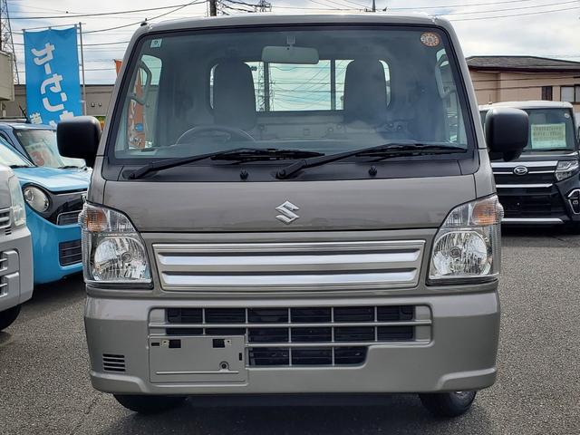 キャリイトラック ＫＣ　４ＷＤ　軽トラック　ＭＴ　クリアランスソナー　アイドリングストップ　オートライト　ＥＳＣ　エアコン　パワーウィンドウ　運転席エアバッグ（11枚目）