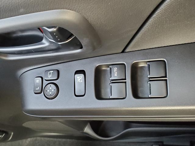 ワゴンＲ ハイブリッドＦＸ－Ｓ　クリアランスソナー　オートクルーズコントロール　レーンアシスト　衝突被害軽減システム　オートライト　スマートキー　アイドリングストップ　電動格納ミラー　シートヒーター　ベンチシート　ＣＶＴ（11枚目）