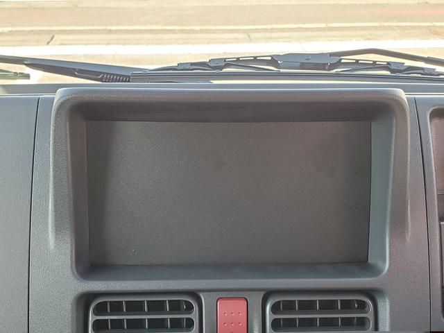 スーパーキャリイ X 4WD AT 衝突被害軽減システム クリアランスソナー レーンアシスト アイドリングストップ 電動格納ミラー オートライト ESC エアコン パワーステアリング パワーウィンドウ(3枚目)