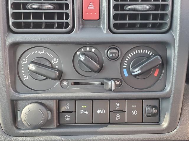 スーパーキャリイ X 4WD AT 衝突被害軽減システム クリアランスソナー レーンアシスト アイドリングストップ 電動格納ミラー オートライト ESC エアコン パワーステアリング パワーウィンドウ(4枚目)