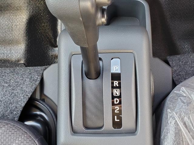 スーパーキャリイ X 4WD AT 衝突被害軽減システム クリアランスソナー レーンアシスト アイドリングストップ 電動格納ミラー オートライト ESC エアコン パワーステアリング パワーウィンドウ(6枚目)