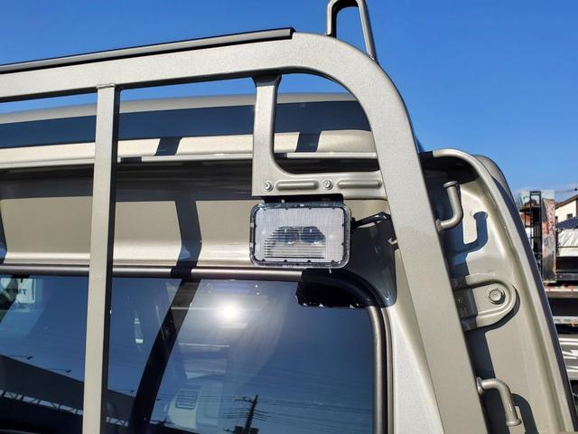 スーパーキャリイ X 4WD AT 衝突被害軽減システム クリアランスソナー レーンアシスト アイドリングストップ 電動格納ミラー オートライト ESC エアコン パワーステアリング パワーウィンドウ(26枚目)