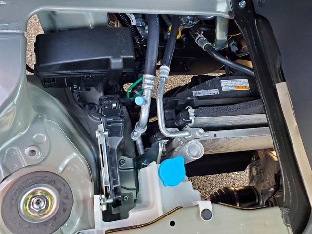 スーパーキャリイ X 4WD AT 衝突被害軽減システム クリアランスソナー レーンアシスト アイドリングストップ 電動格納ミラー オートライト ESC エアコン パワーステアリング パワーウィンドウ(28枚目)