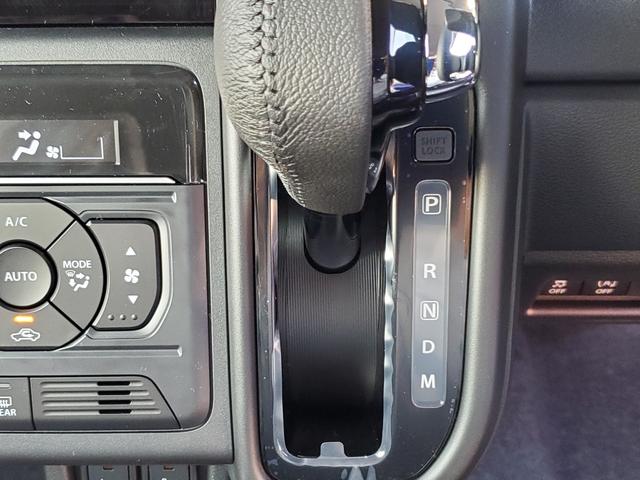 スペーシアカスタム ハイブリッドＸＳターボ　両側電動スライドドア　クリアランスソナー　オートクルーズコントロール　レーンアシスト　衝突被害軽減システム　オートライト　ＬＥＤヘッドランプ　スマートキー　アイドリングストップ　電動格納ミラー（7枚目）