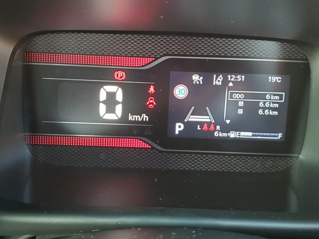 スペーシアカスタム ハイブリッドＸＳターボ　両側電動スライドドア　クリアランスソナー　オートクルーズコントロール　レーンアシスト　衝突被害軽減システム　オートライト　ＬＥＤヘッドランプ　スマートキー　アイドリングストップ　電動格納ミラー（28枚目）