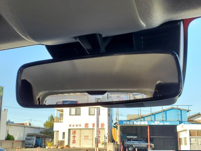 ミライース Ｌ　ＳＡＩＩＩ　クリアランスソナー　衝突被害軽減システム　オートマチックハイビーム　オートライト　キーレスエントリー　アイドリングストップ　ＣＶＴ　盗難防止システム　ＡＢＳ　ＥＳＣ　衝突安全ボディ　エアコン（9枚目）