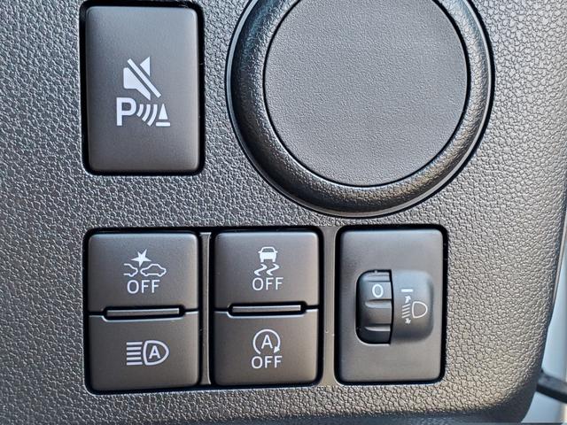 ミライース Ｌ　ＳＡＩＩＩ　４ＷＤ　クリアランスソナー　衝突被害軽減システム　オートマチックハイビーム　キーレスエントリー　アイドリングストップ　ＣＶＴ　盗難防止システム　ＡＢＳ　ＥＳＣ　衝突安全ボディ　エアコン（8枚目）