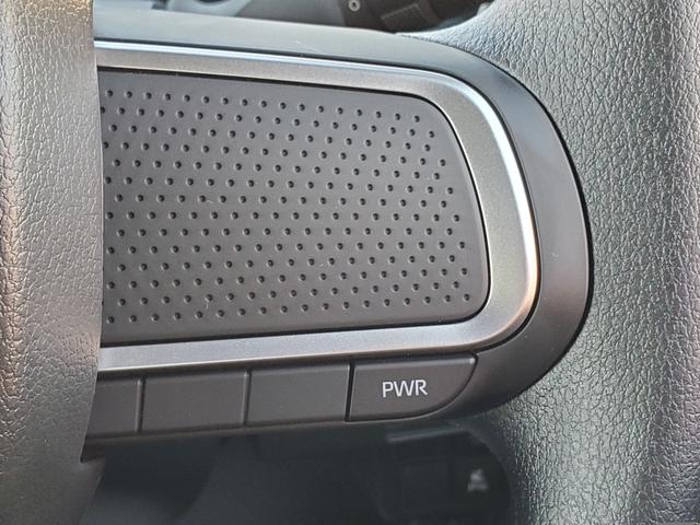 タント カスタムＸ　両側電動スライドドア　クリアランスソナー　衝突被害軽減システム　オートライト　ＬＥＤヘッドランプ　スマートキー　アイドリングストップ　電動格納ミラー　シートヒーター　ベンチシート　ＣＶＴ（8枚目）