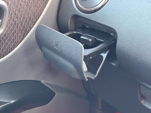 ルークス ハイウェイスター 両側スライド・片側電動 ナビ TV オートライト HID スマートキー 電動格納ミラー ベンチシート CVT 盗難防止システム ABS CD DVD再生 USB ミュージックプレイヤー接続可(34枚目)