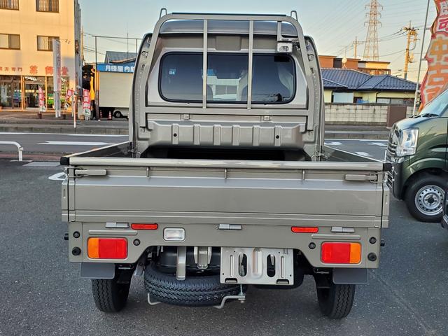 スーパーキャリイ 　４ＷＤ　ＭＴ　衝突被害軽減システム　クリアランスソナー　レーンアシスト　アイドリングストップ　電動格納ミラー　ＥＳＣ　エアコン　パワーウィンドウ（16枚目）