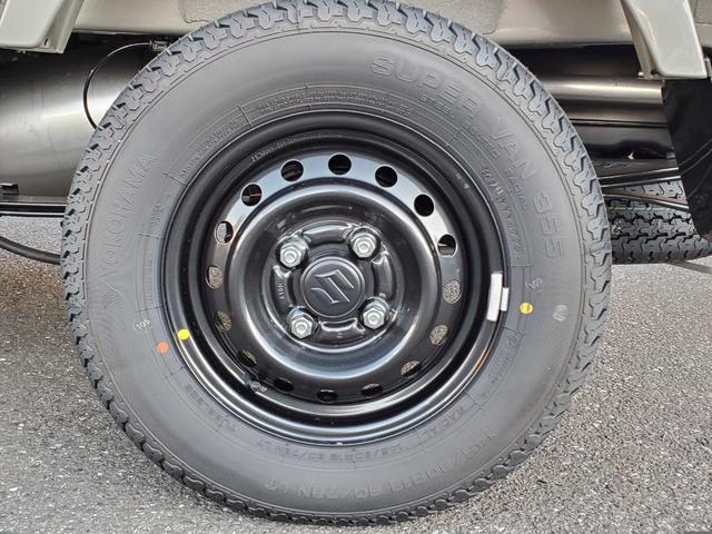 スーパーキャリイ 　４ＷＤ　ＭＴ　衝突被害軽減システム　クリアランスソナー　レーンアシスト　アイドリングストップ　電動格納ミラー　ＥＳＣ　エアコン　パワーウィンドウ（20枚目）