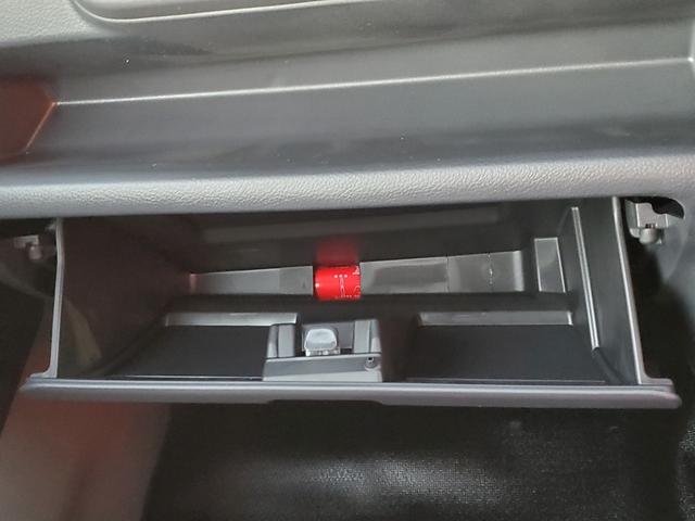 スーパーキャリイ 　４ＷＤ　ＭＴ　衝突被害軽減システム　クリアランスソナー　レーンアシスト　アイドリングストップ　電動格納ミラー　ＥＳＣ　エアコン　パワーウィンドウ（25枚目）