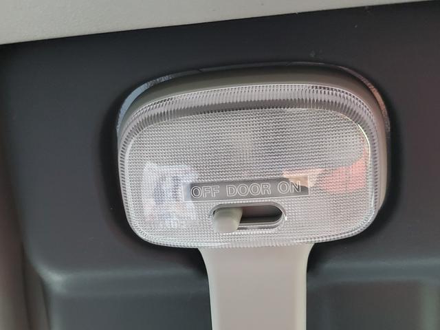 スーパーキャリイ 　４ＷＤ　ＭＴ　衝突被害軽減システム　クリアランスソナー　レーンアシスト　アイドリングストップ　電動格納ミラー　ＥＳＣ　エアコン　パワーウィンドウ（39枚目）