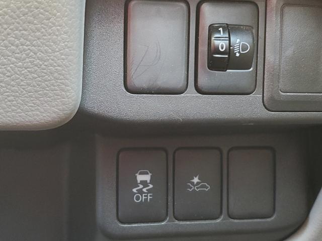 デイズ Ｊ　ドライブレコーダー　ナビ　ＴＶ　衝突被害軽減システム　キーレスエントリー　電動格納ミラー　ベンチシート　ＣＶＴ　ＡＢＳ　ＥＳＣ　ＣＤ　Ｂｌｕｅｔｏｏｔｈ　アルミホイール　衝突安全ボディ　エアコン（8枚目）