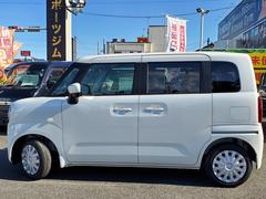 心強い４ＷＤ車。悪路も雪道も安心です。 6