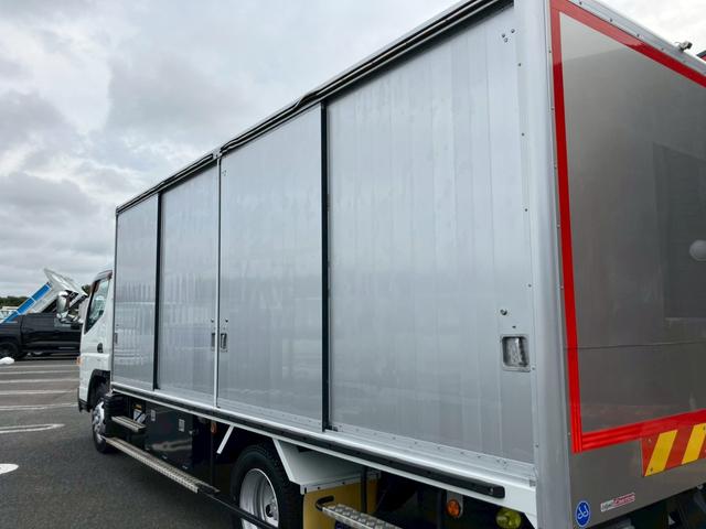 キャンター 　４ｔ積・ボトルカー・超ロング・ワイド・ＡＴ車・ＥＴＣ・電格ミラー・バックカメラ（11枚目）