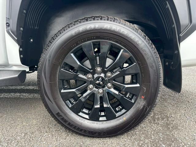 トライトン 　２．４　ＧＳＲ・４ＷＤ・０．５ｔ積・純正ナビ・全方位カメラ・バックカメラ・エクシードバイザー・サイドドアガーニッシュ・ヒューエルリッドガーニッシュ・アンダーライドプロテクション・有料カラー（65枚目）