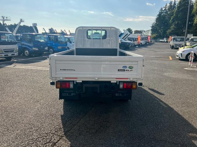 エルフトラック 3t積・平ボディ・全低床・MT6・電格ミラー(6枚目)