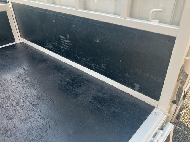 エルフトラック 3t積・平ボディ・全低床・MT6・電格ミラー(10枚目)