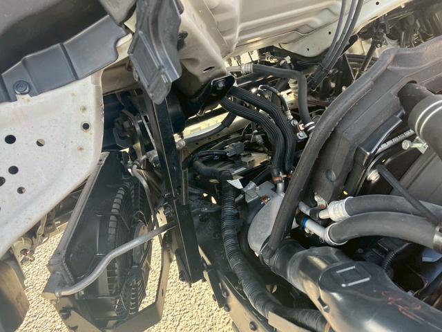 エルフトラック 3t積・平ボディ・全低床・MT6・電格ミラー(27枚目)