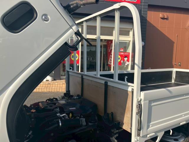 エルフトラック 3t積・平ボディ・全低床・MT6・電格ミラー(30枚目)