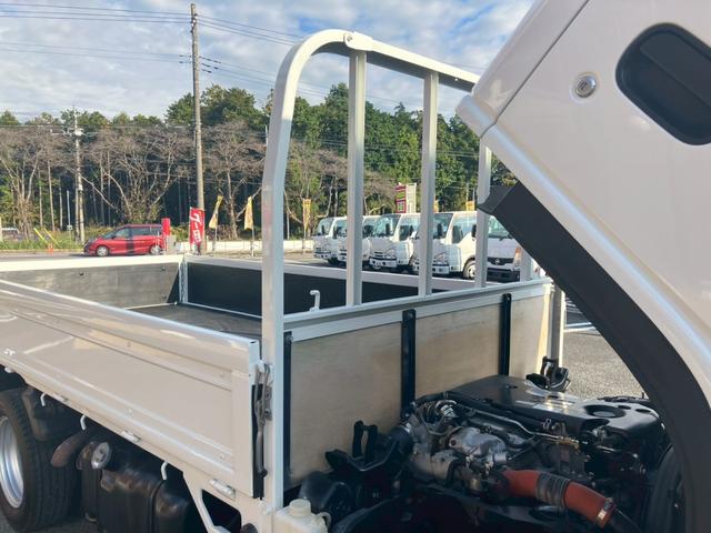エルフトラック 3t積・平ボディ・全低床・MT6・電格ミラー(36枚目)