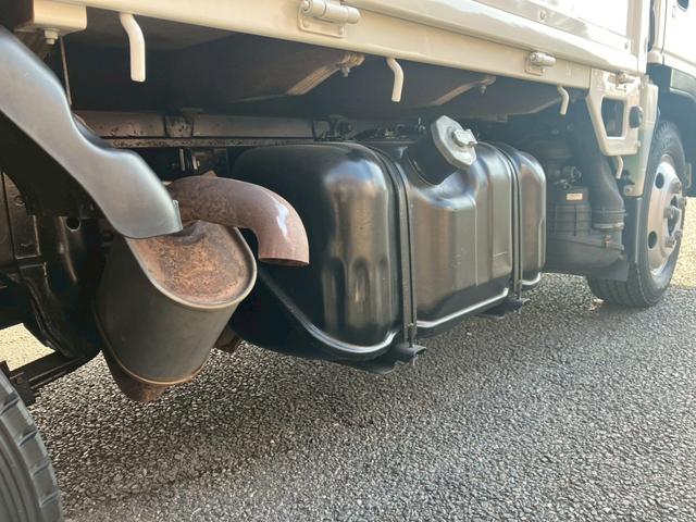 エルフトラック 3t積・平ボディ・全低床・MT6・電格ミラー(44枚目)