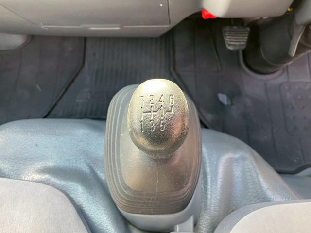 エルフトラック 3t積・平ボディ・全低床・MT6・電格ミラー(55枚目)