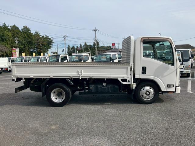 エルフトラック 3t積・平ボディ・セミロング・高床・AT車・ETC・電格ミラー(4枚目)
