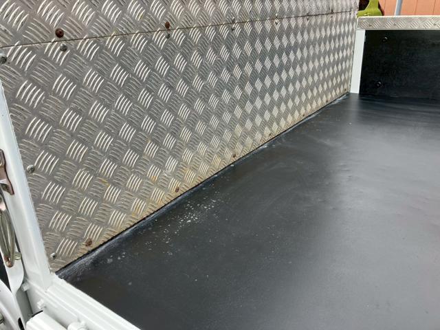 エルフトラック 3t積・平ボディ・セミロング・高床・AT車・ETC・電格ミラー(19枚目)